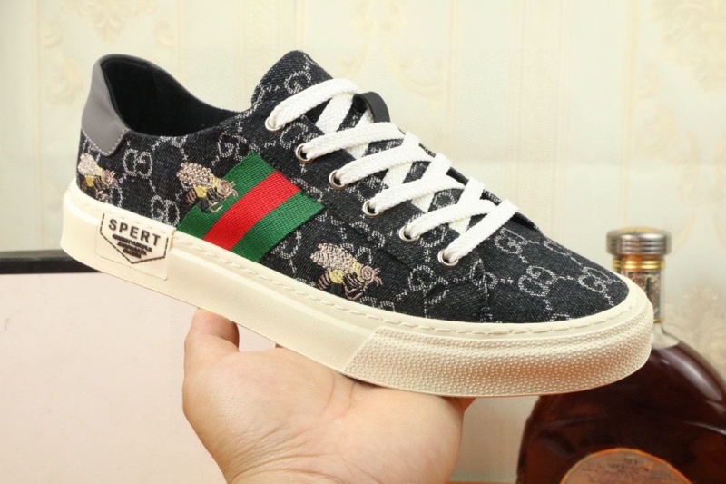 Gucci Casual Shoes